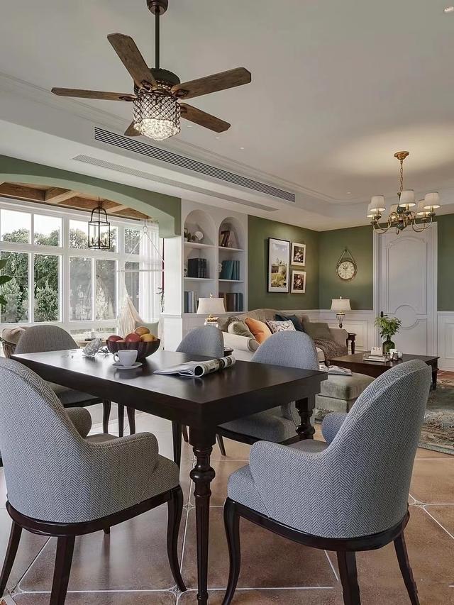 美式田园风格又叫做美式乡村风格,是乡村风格的一种,追求的是自然