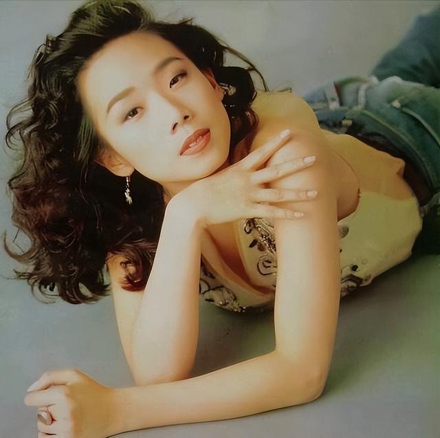 林忆莲一共谈过5位男友,难得的是,分手后他们未曾说过林忆莲的不是,还