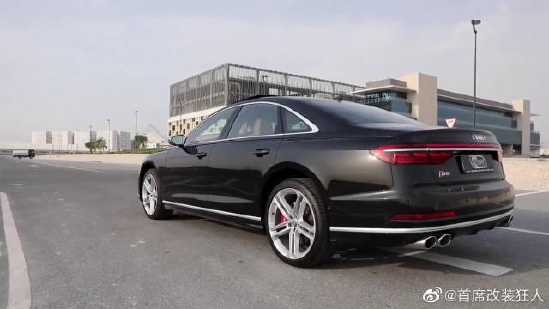 2021款奥迪s8,搭载v8发动机,低调的猛兽