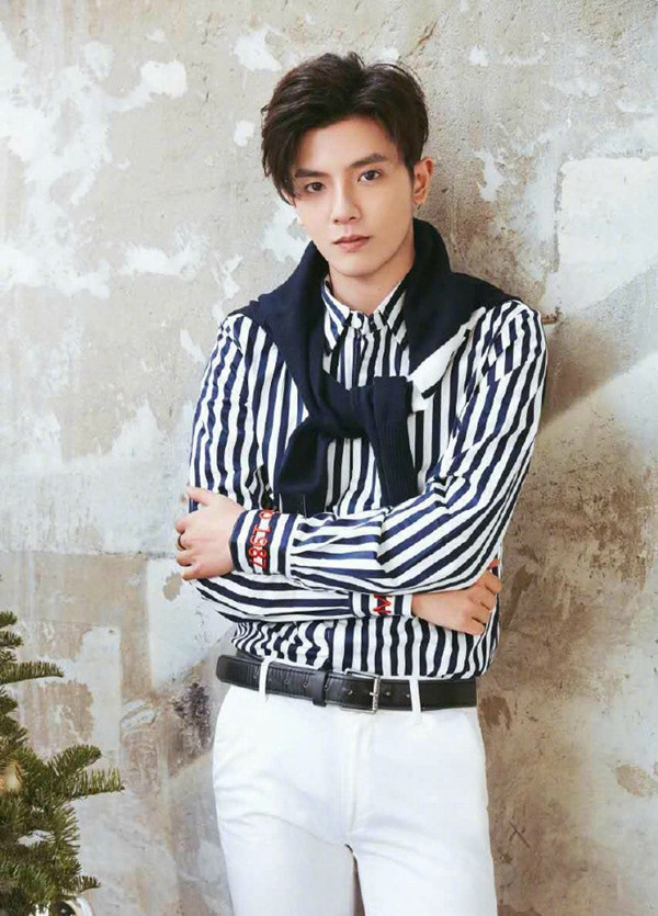 男生37分长鬓角露额头发型