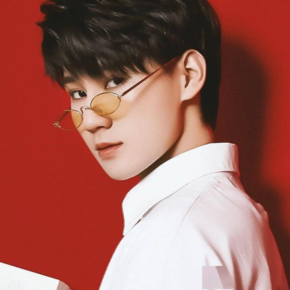 微信头像张真源