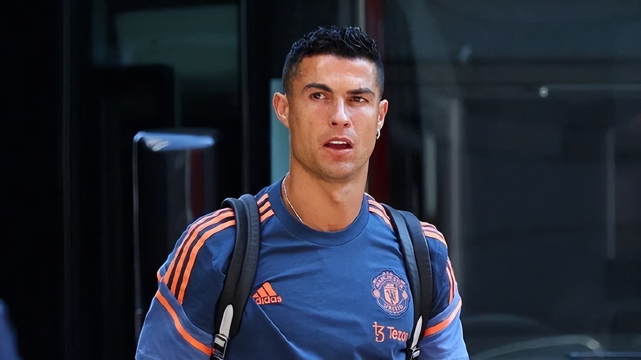 欧冠分组出炉,葡体超级好签,c罗闻讯决定加盟)