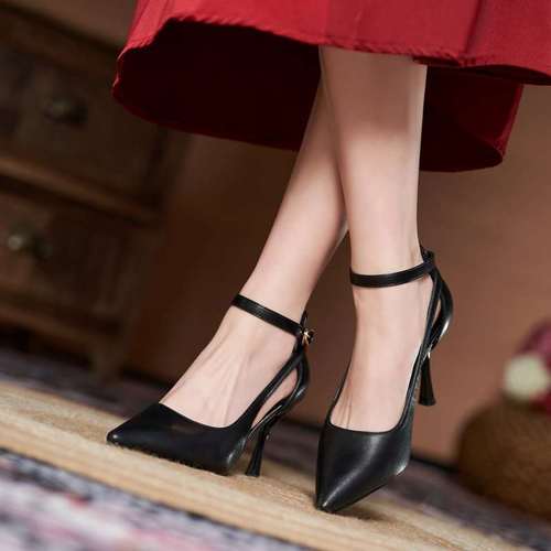 高跟鞋女尖头一字扣小码3跟1 32 3单4鞋大码细3工作鞋1-43凉鞋女