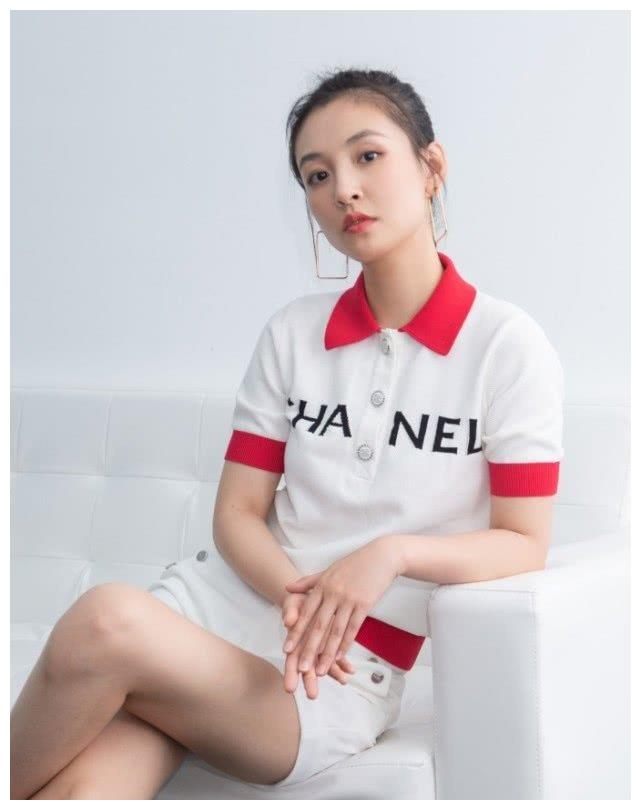 原创可以放弃恨天高了吴倩的钉钉鞋才是显高利器5公分都不止