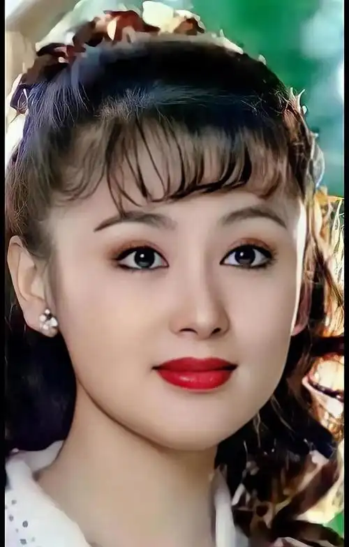 陈红怀旧古装 魅力四射 惊艳古