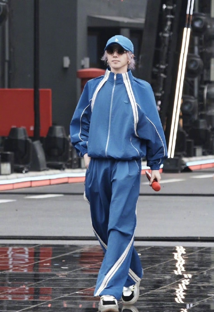 华晨宇湖南卫视跨年彩排路透##湖南卫视跨年晚会##接住2025