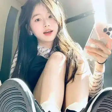 清纯甜美阳光女生头像,仙女往事撞了满怀