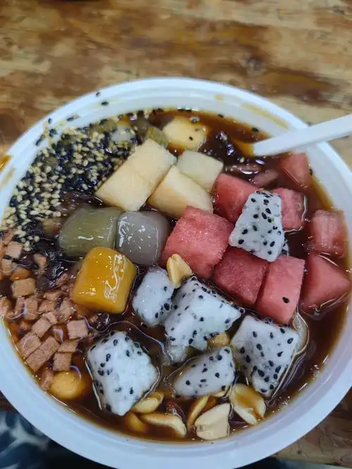 你们来重庆一定要试试冰汤圆