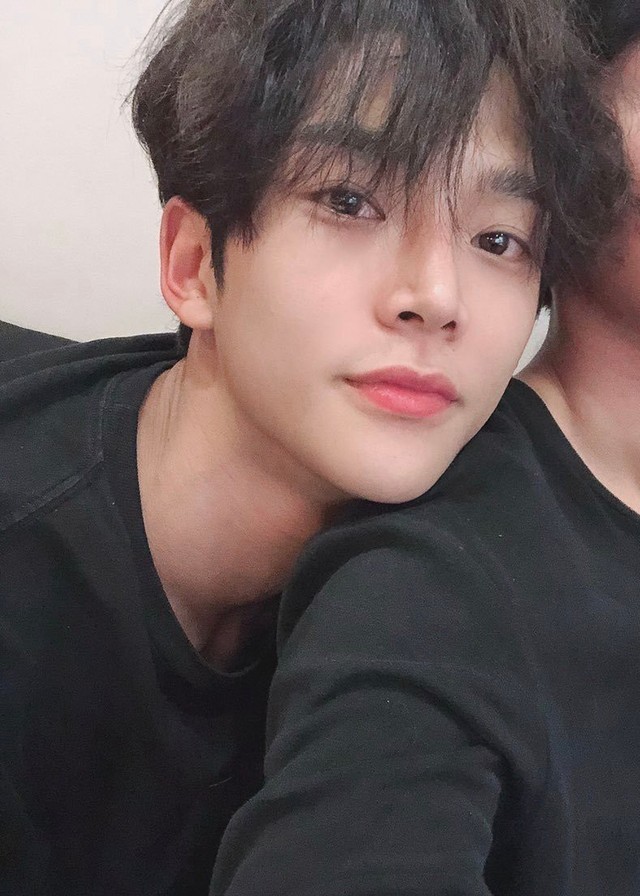 金路云,一起恋爱吧.