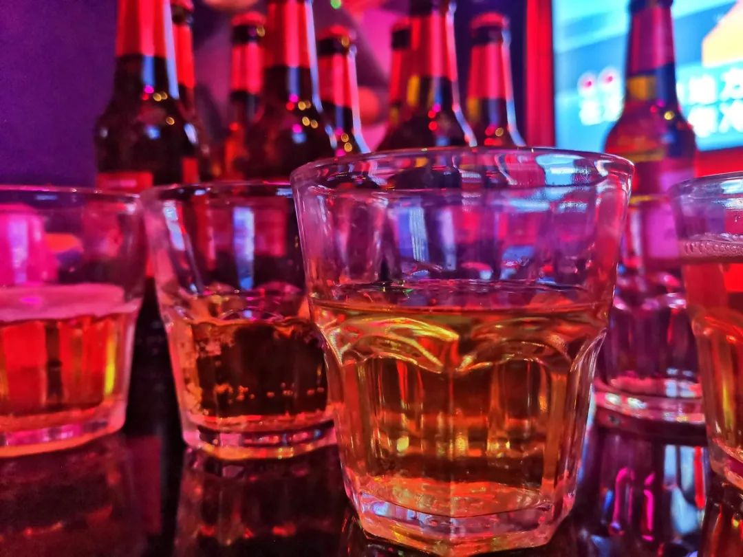 疫情下的ktv:k歌之王倒闭,卖火锅的好乐迪还能挺多久?