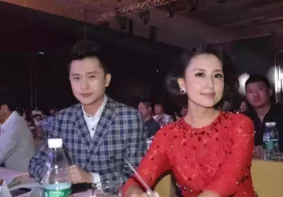 回顾杨帆娶妻子李松奇一家四口其乐融融大女儿让我头痛