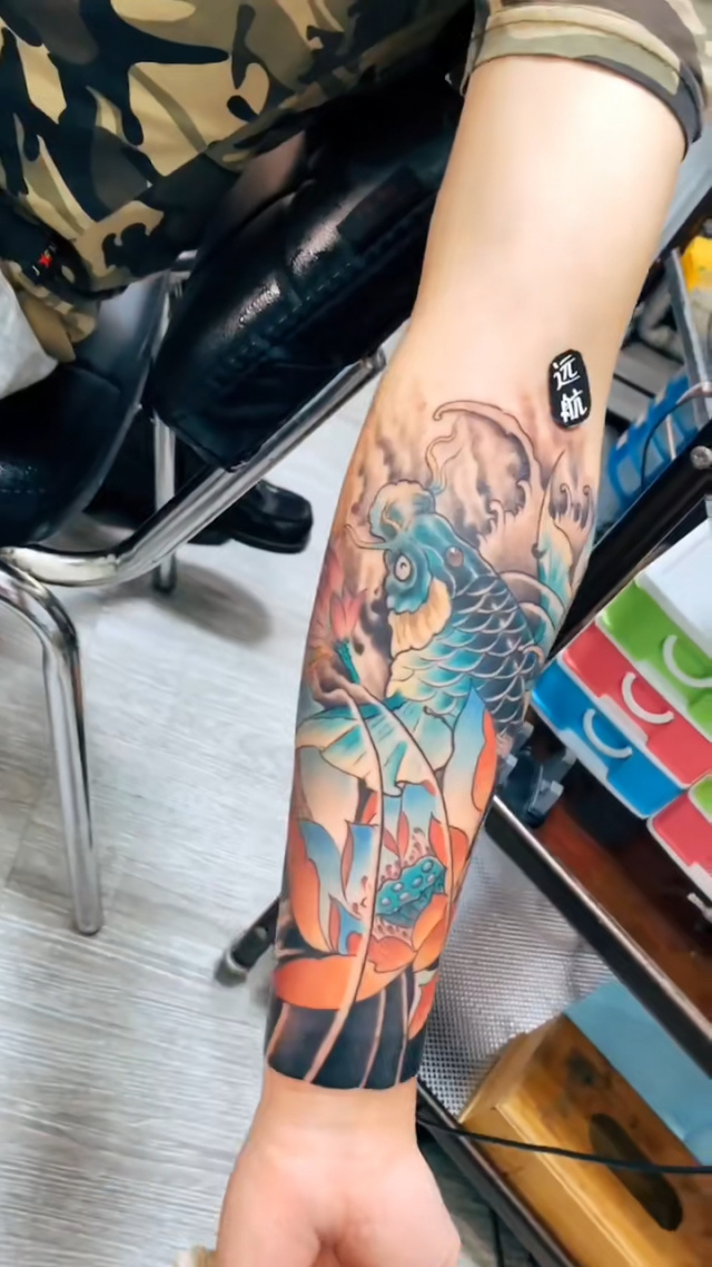 小臂鲤鱼纹身#招财锦鲤纹身#鹅湖纹身店#无锡荡口古镇纹身店几点钟