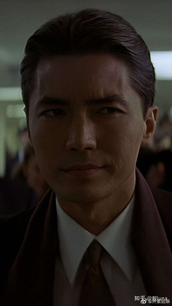 如何评价年少时期的尊龙?