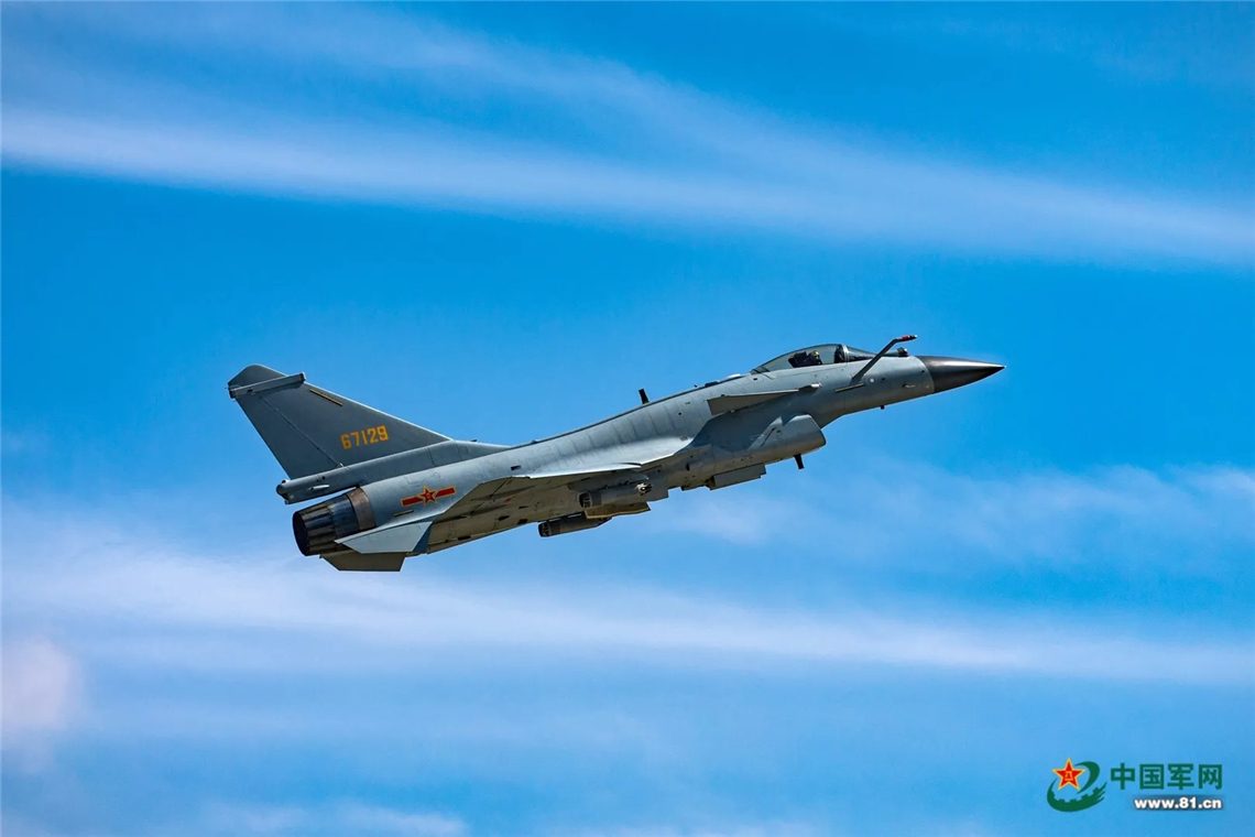 超视距空战能力歼-10战斗机是我国自主研发
