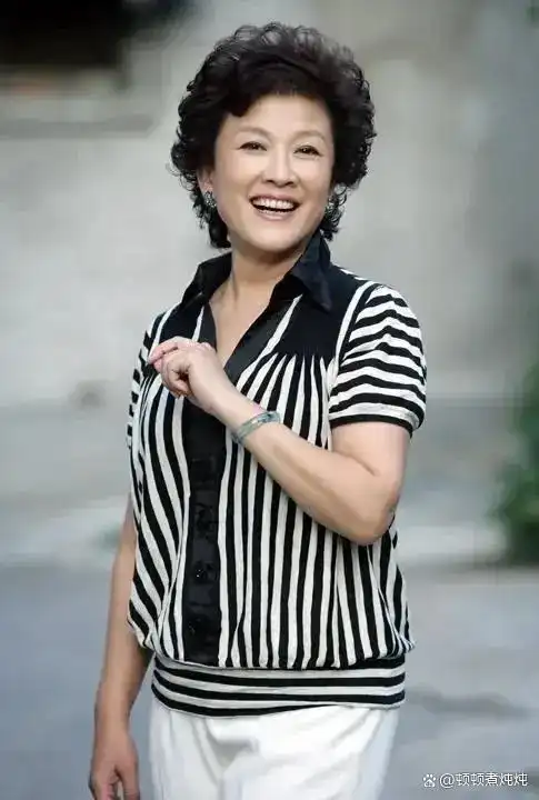 长期表现出色的国家级演技艺术家实现多年愿望成为母亲