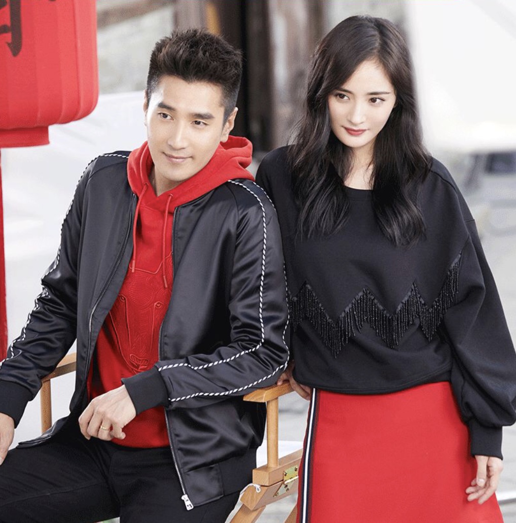 杨幂赵又廷同框上热搜,大幂幂同款开运红太美了!