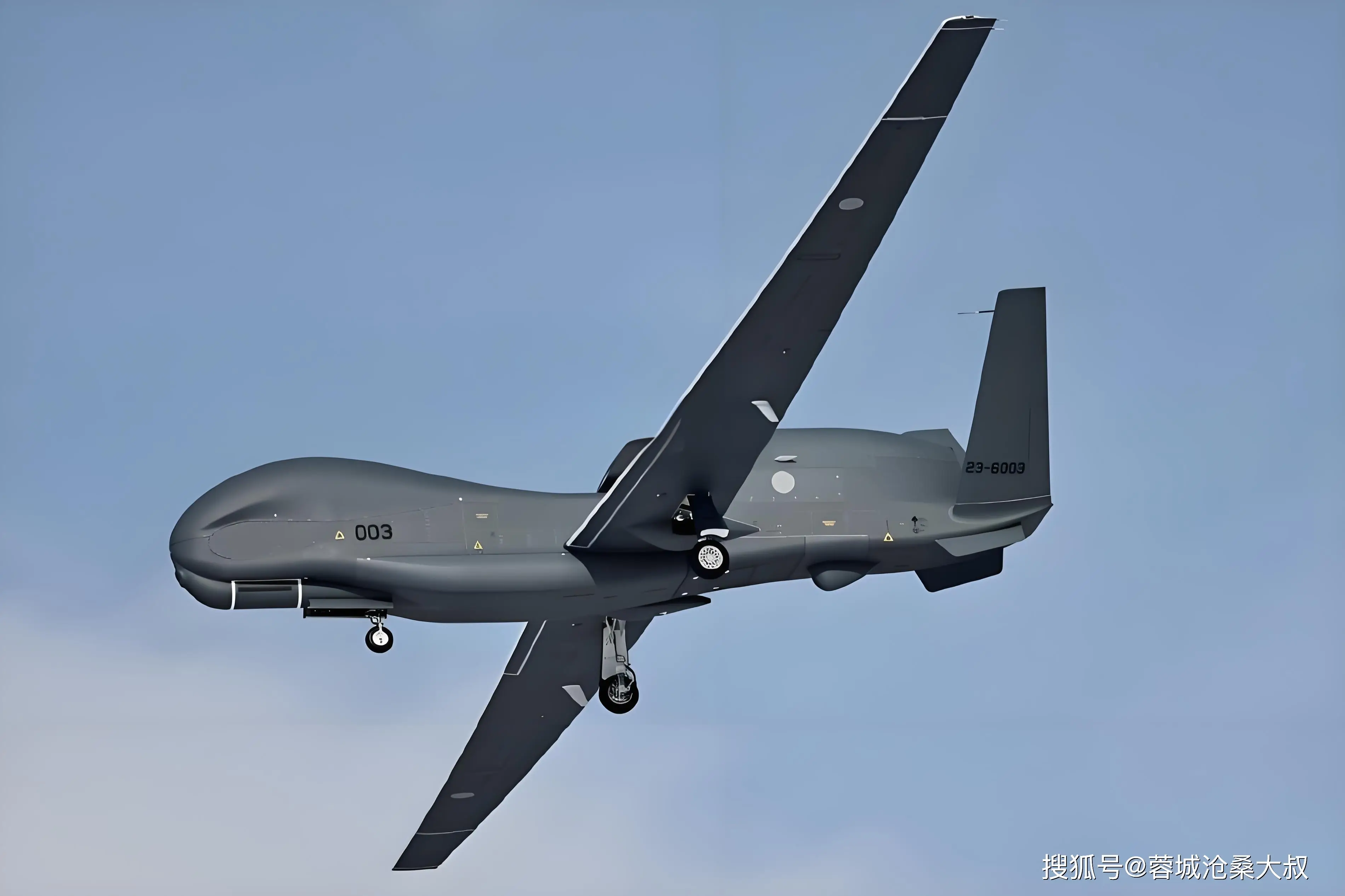 "双身恶魔"滞空36小时让f15油尽人疲,其实只是一名空中快递员_无人机