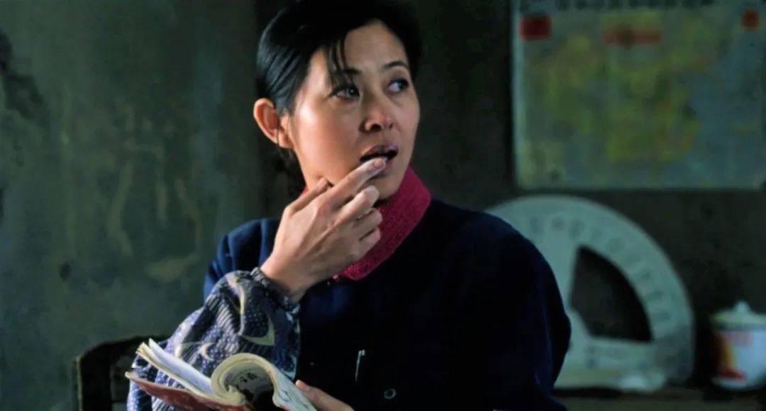 1988年,在影视方面发力的倪萍,意外收到了中央电视台递来的橄榄枝