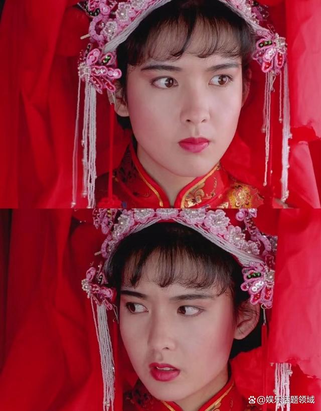 翻看周慧敏之前的古装剧照《妖魔道》,真心觉得她长得很玉女,很温柔