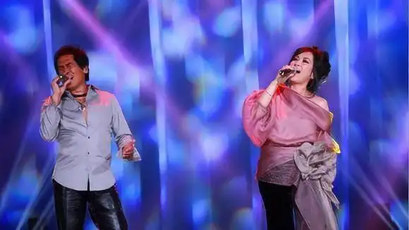 齐豫齐秦两姐弟对唱一首恰似你的温柔三十九年经典依旧好听