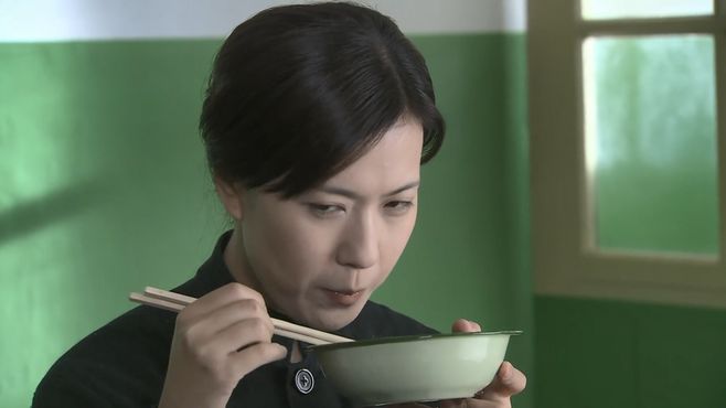 战犯:中岛良子承认所长是好人,男子战犯还冥顽不灵,差距太大!