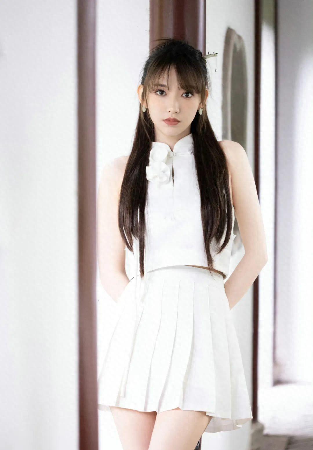 程潇写真大片:奇幻时尚芭莎,又美又好吃_照片_艺术_穿着