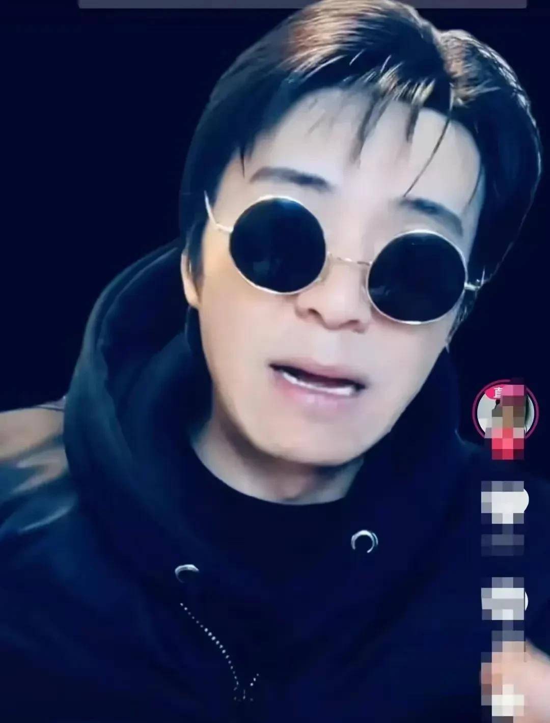 上海女孩模仿"朱茵"走红_小伙_星爷_周星驰