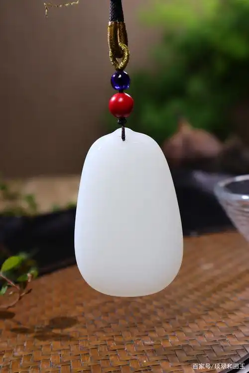 和田玉平安牌——羊脂白玉挂件,莹白似雪,温和细腻!