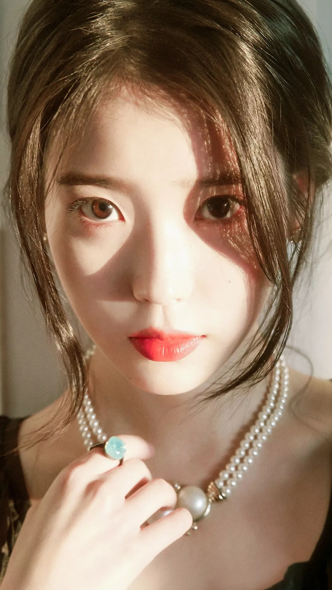 明星壁纸iu李知恩 好好照顾自己哦