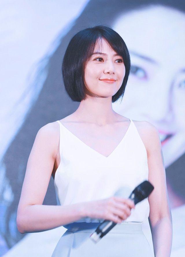 高圆圆剪了短发,又感觉清纯了!网友:感觉刚出道的时候又回来了