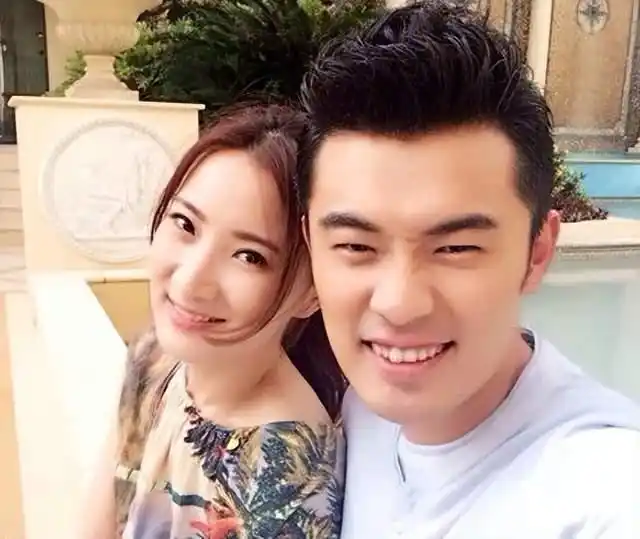 陈赫现任张子萱疑怀三胎外出旅行不许她下海