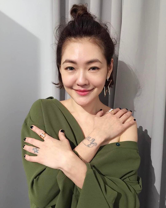 baby杨幂唐艺昕 女明星们的那些小纹身(图)