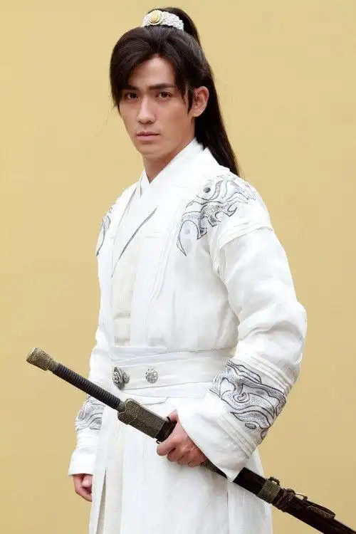 《新萧十一郎》杀青 众主演悲喜交加难离舍_新闻频道_中国青年网