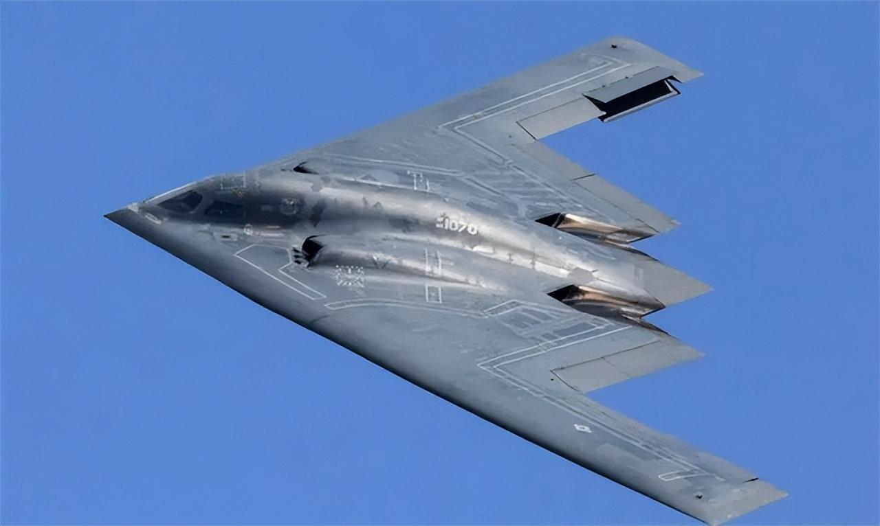 如果我们得到一架美国b2轰炸机,能不能仿制出来?