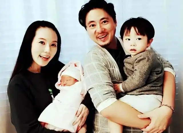 回顾:一家只有星探干活的公司,签五位美貌女星个个被耽误退圈了