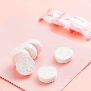 名创优品压缩面膜