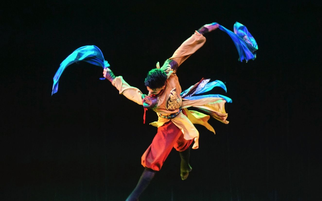 【民族舞】蒙古族独舞《走马》 依力凡