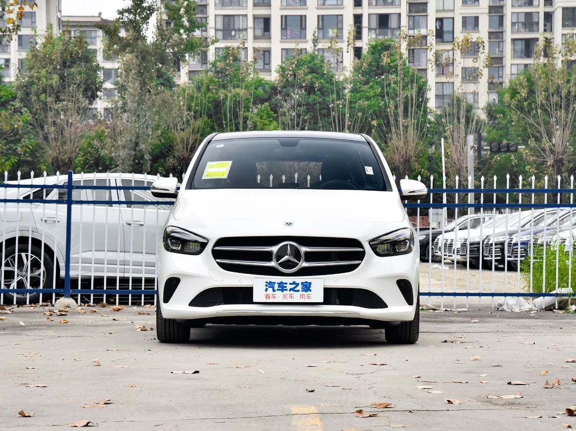 20万左右就能买到的进口奔驰,你说值不值?