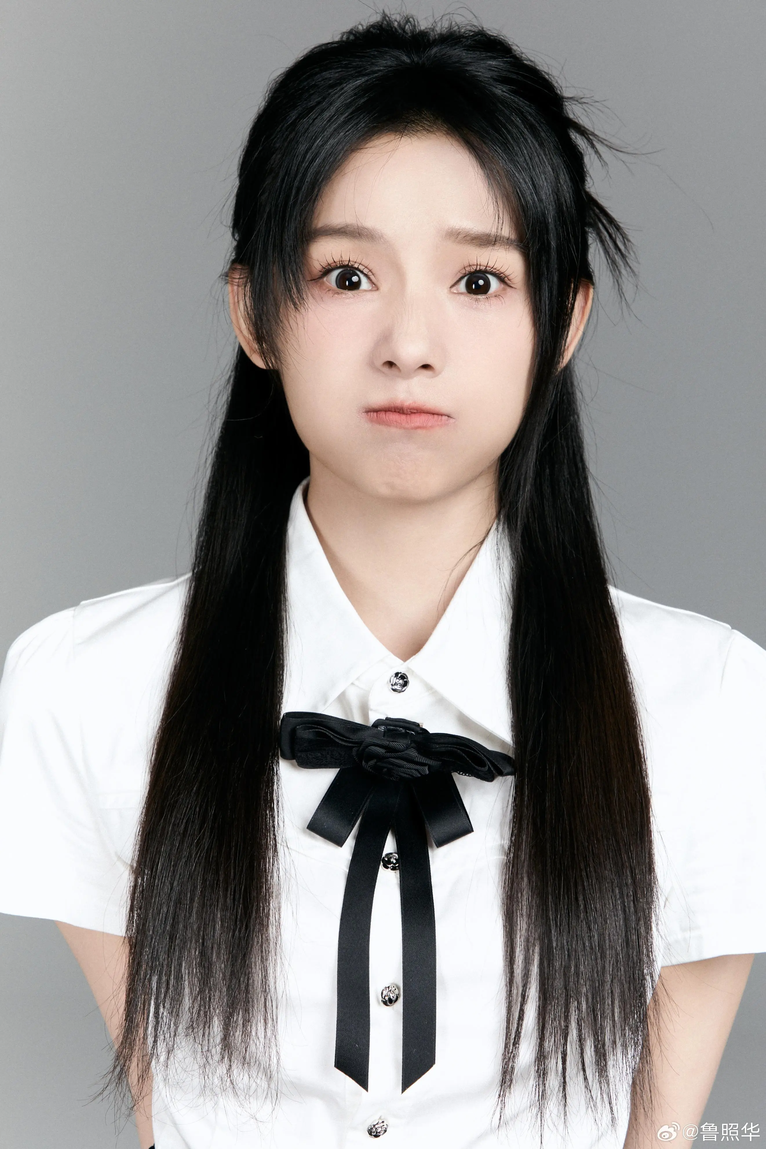 百变女神:鲁照华的多面魅力_角色_造型_少女