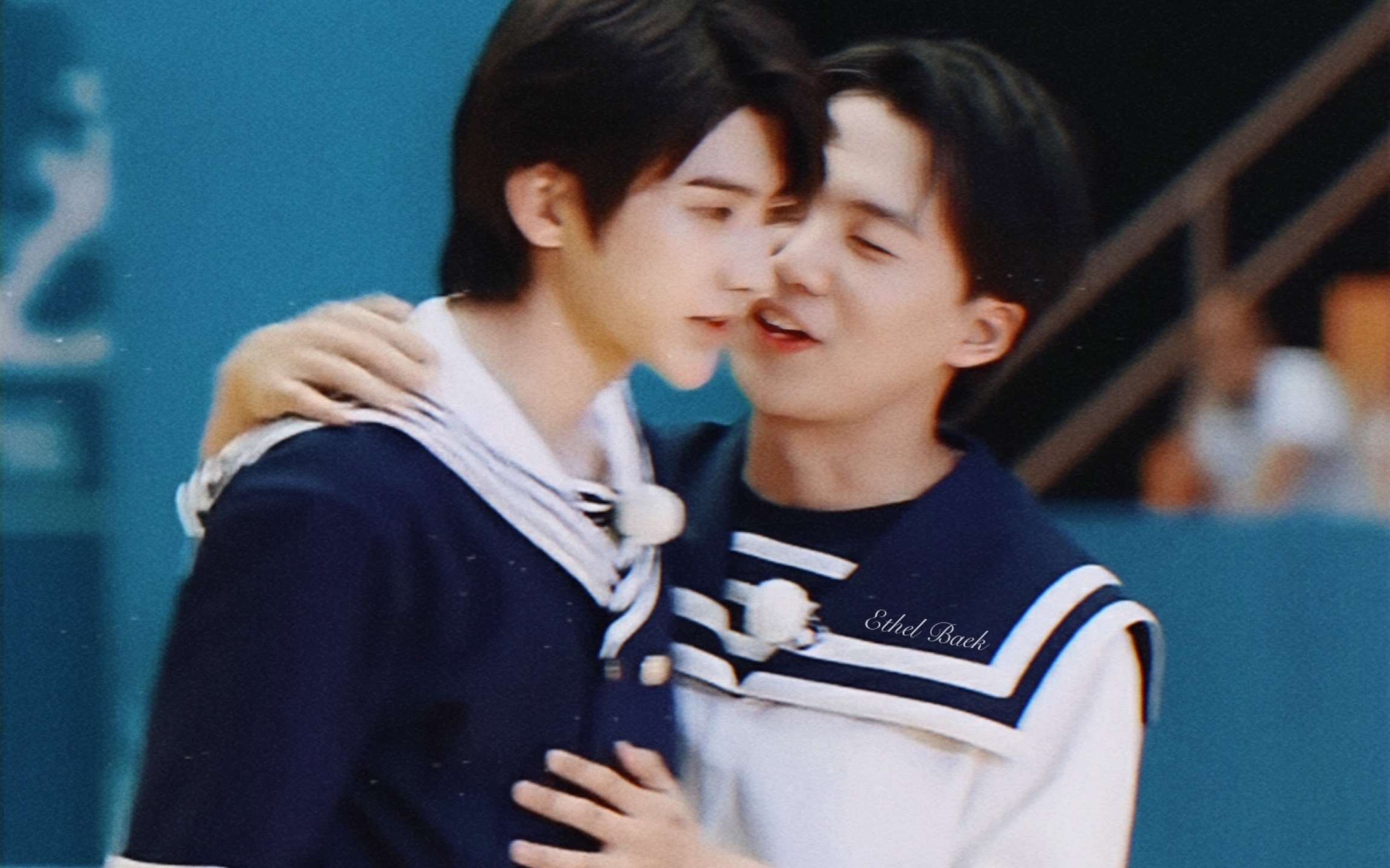 蔡徐坤郭麒麟圈住你太可了当顶流男爱豆与相声大小姐相遇时的奇妙反应