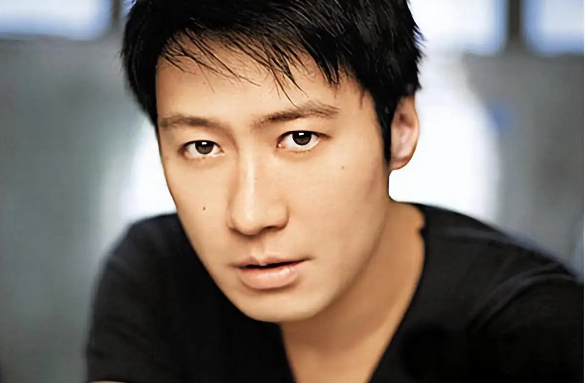 原创没想到57岁地黎明竟以这种方式在2024年初实现口碑暴增