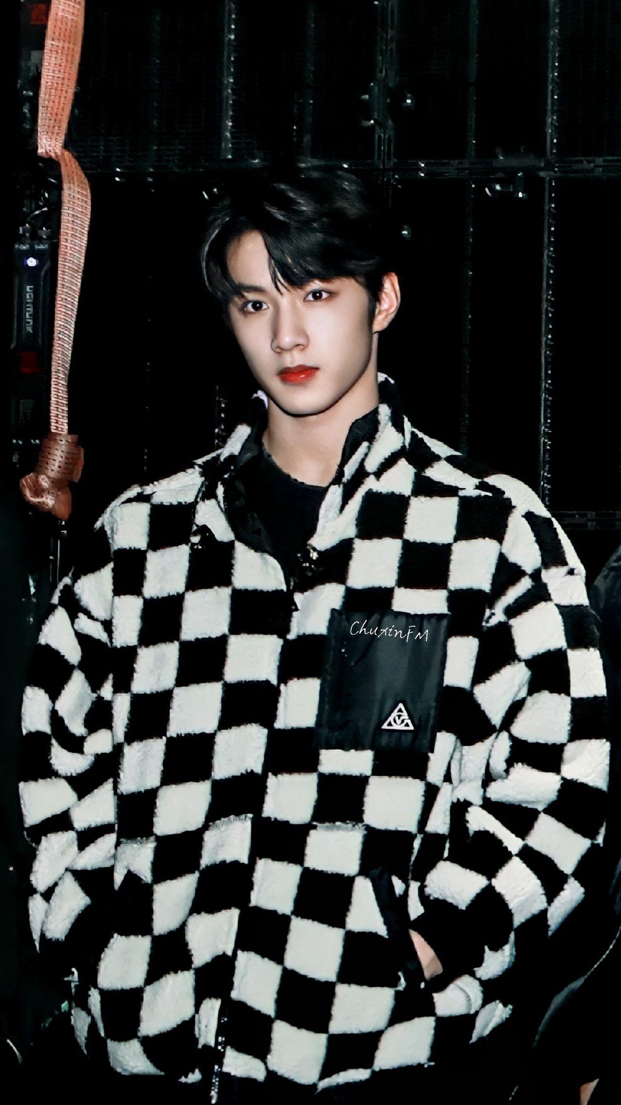 我18楼的大姐们可以分享刘耀文的神图迈