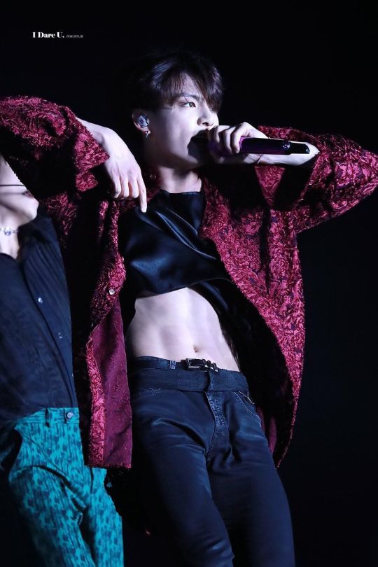 北鼻们我想要胖蛋的腹肌照