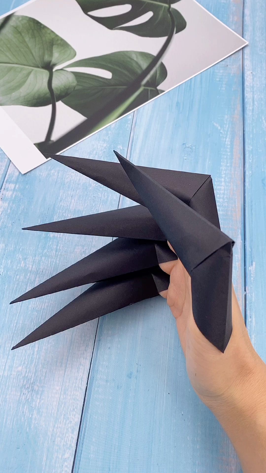 手工折纸#简单又好玩的折纸金刚爪,孩子们超喜欢!-度小视