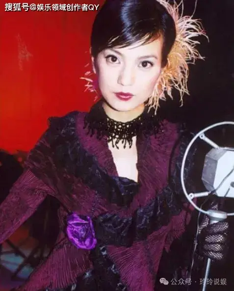 消失两年多,如今再看赵薇的处境,48岁的她后悔了吗?