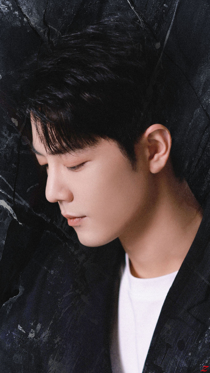 日常见肖战##肖战短发库存