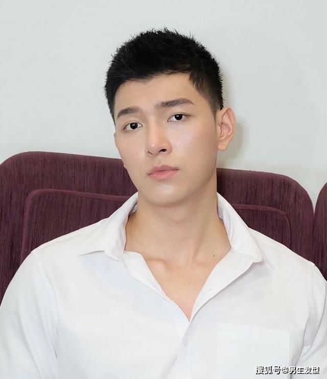 "两边铲光"发型还有4种剪法?这几款都很帅气,男生都该试试_头发