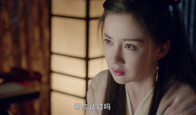 出场第一美殷素素,就给人留下了深刻印象.