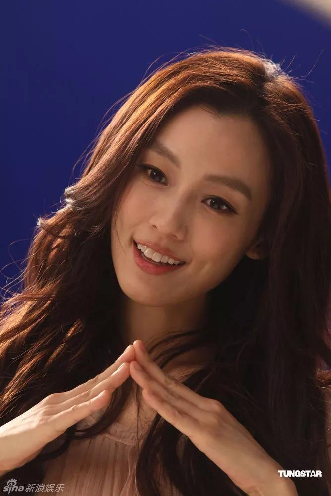 范玮琪(昵称:范范,fan fan,1976年3月18日-),祖籍河北省石家庄市,出生