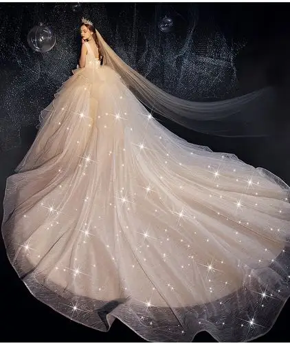 新款星空森系法式轻婚纱礼服2019新款新娘赫本简约显瘦长拖尾宫廷女闪